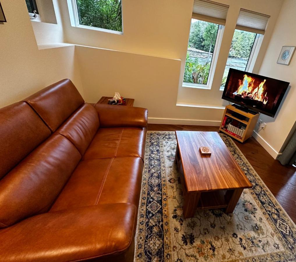 Liahona Guest House Ucluelet Luaran gambar
