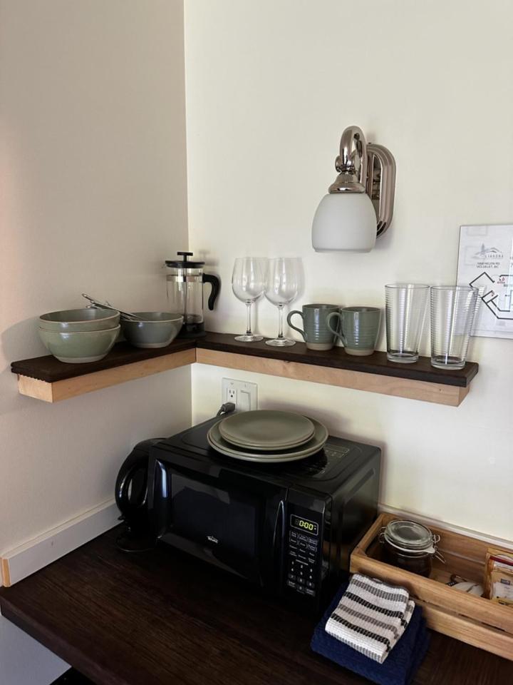Liahona Guest House Ucluelet Luaran gambar