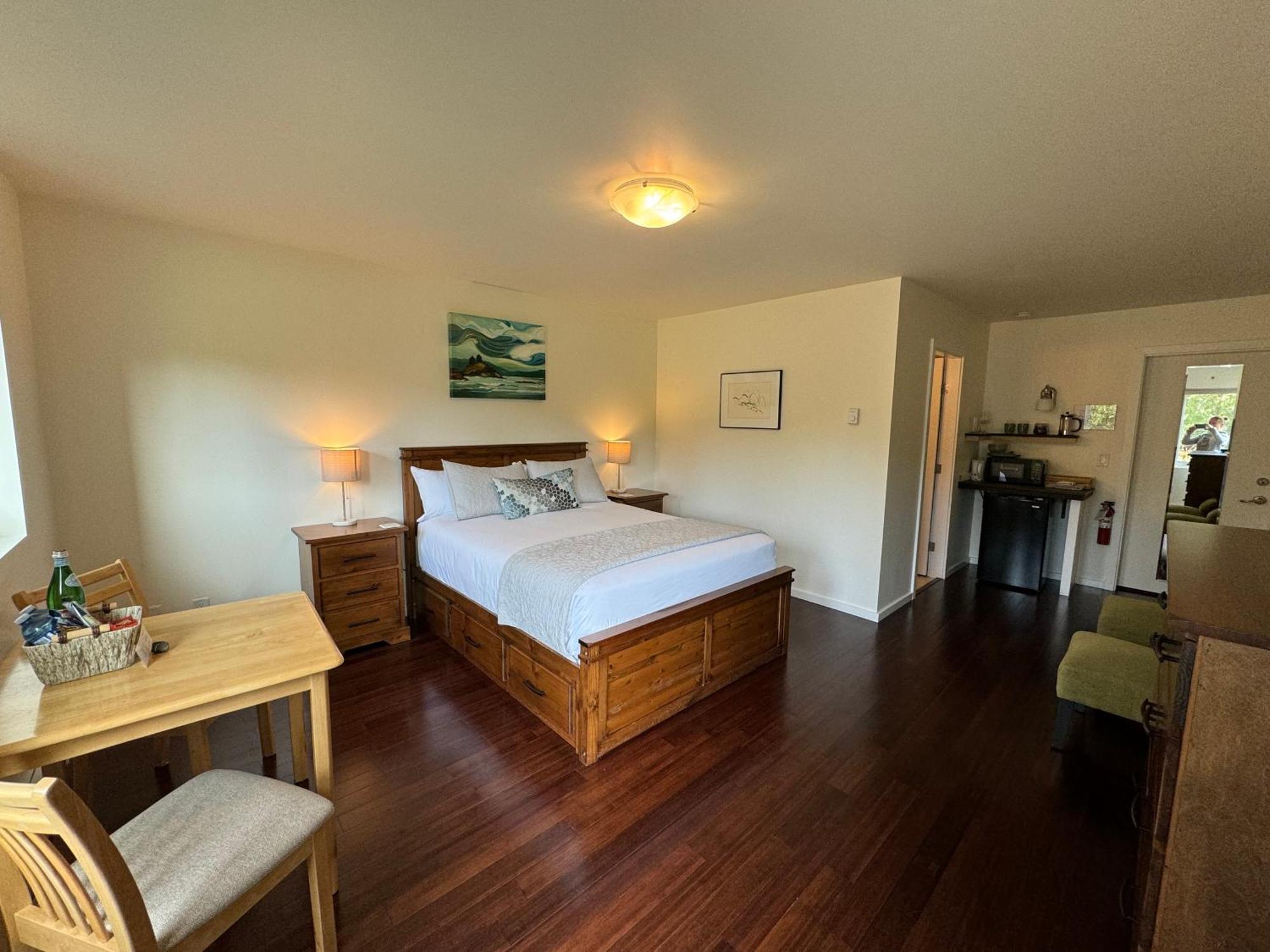 Liahona Guest House Ucluelet Luaran gambar
